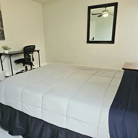 Serenity Home Near Downtown & Airport